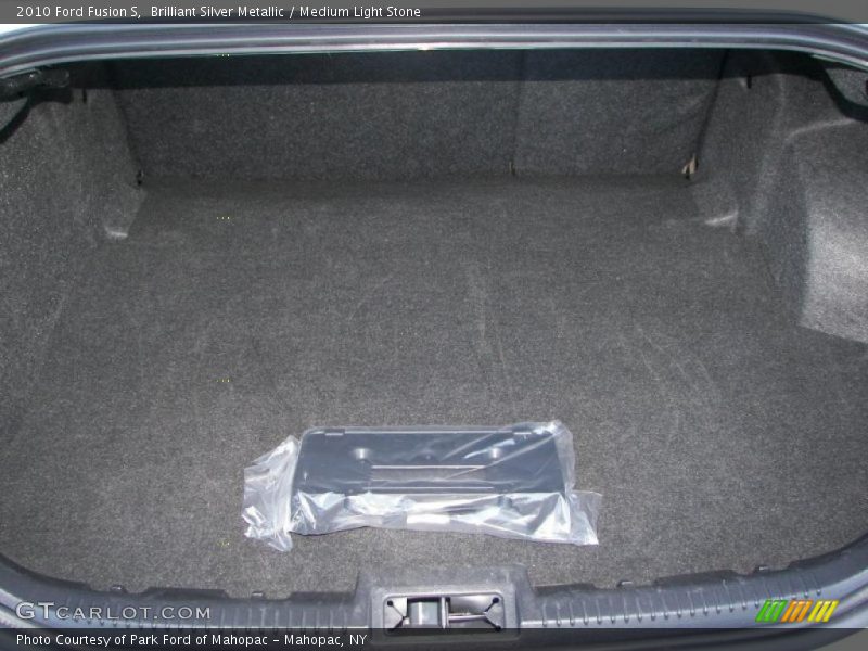 Brilliant Silver Metallic / Medium Light Stone 2010 Ford Fusion S