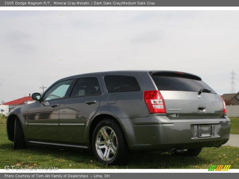 Mineral Gray Metallic / Dark Slate Gray/Medium Slate Gray 2005 Dodge Magnum R/T