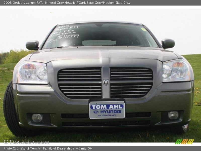 Mineral Gray Metallic / Dark Slate Gray/Medium Slate Gray 2005 Dodge Magnum R/T