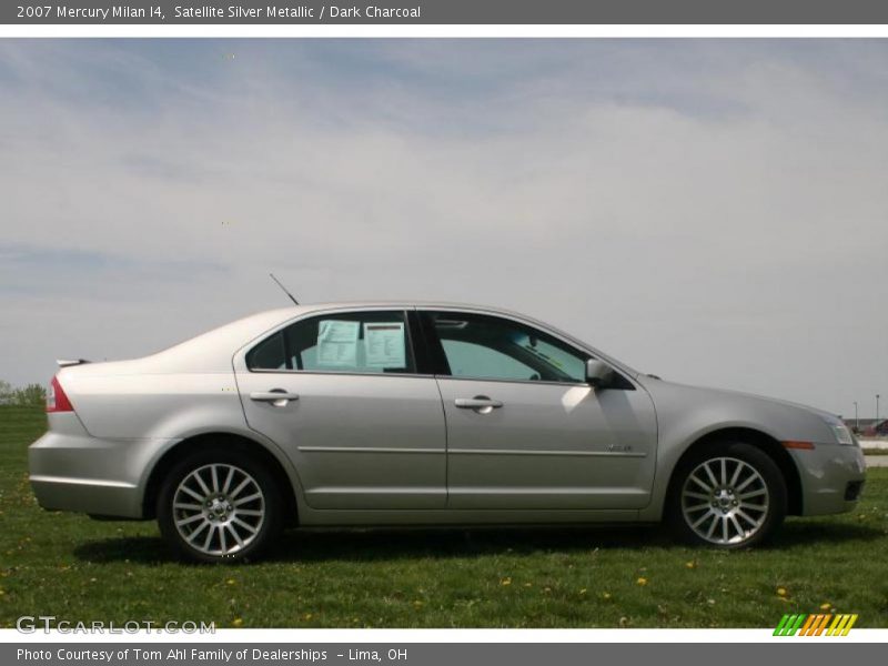 Satellite Silver Metallic / Dark Charcoal 2007 Mercury Milan I4