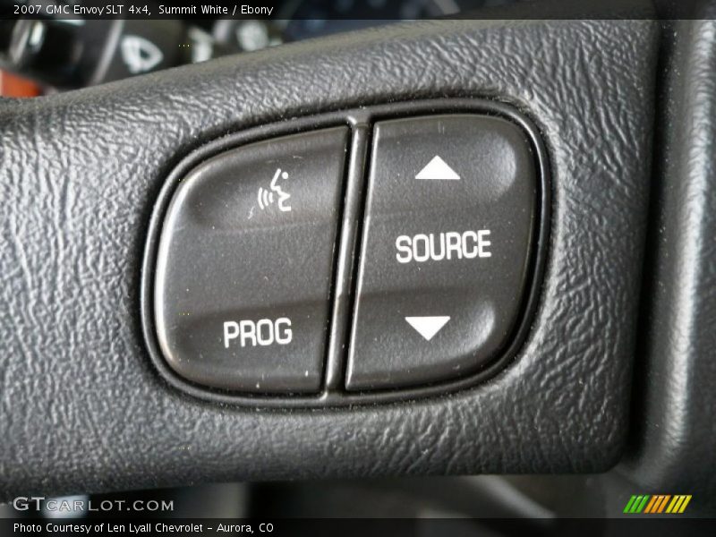 Summit White / Ebony 2007 GMC Envoy SLT 4x4