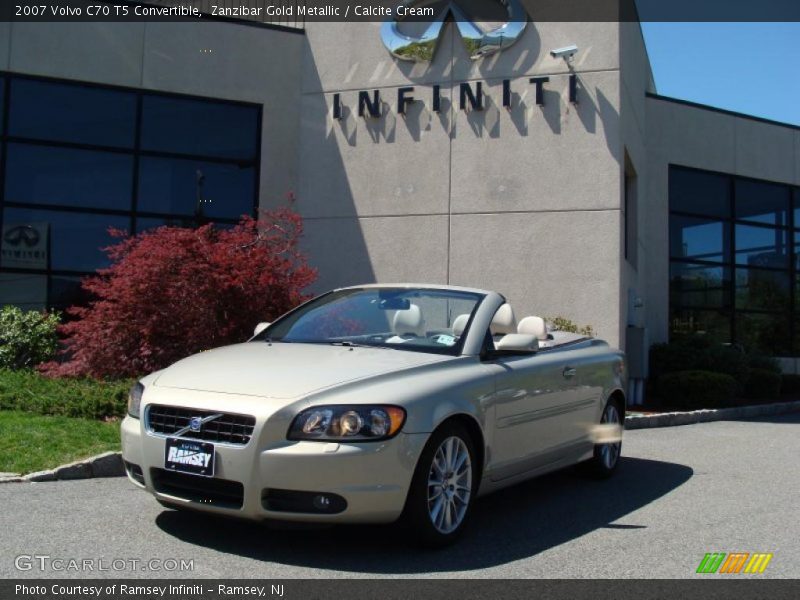 Zanzibar Gold Metallic / Calcite Cream 2007 Volvo C70 T5 Convertible