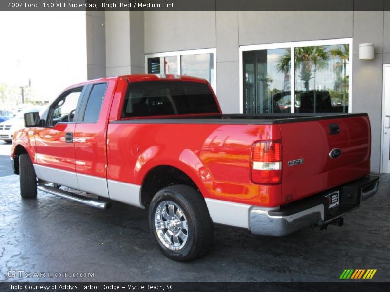 Bright Red / Medium Flint 2007 Ford F150 XLT SuperCab