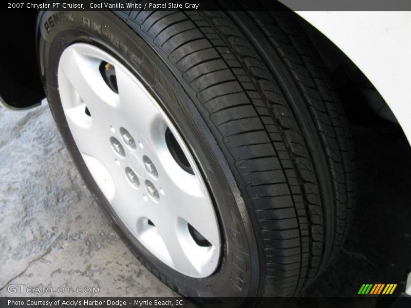 Cool Vanilla White / Pastel Slate Gray 2007 Chrysler PT Cruiser