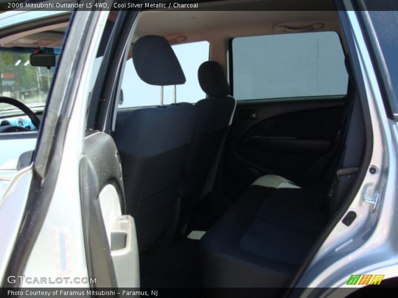 Cool Silver Metallic / Charcoal 2006 Mitsubishi Outlander LS 4WD