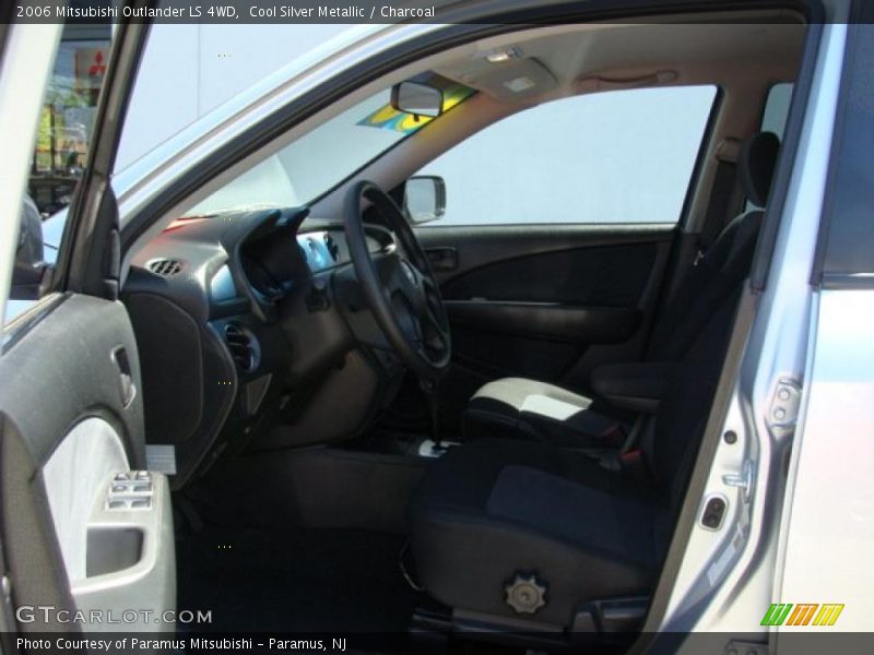 Cool Silver Metallic / Charcoal 2006 Mitsubishi Outlander LS 4WD