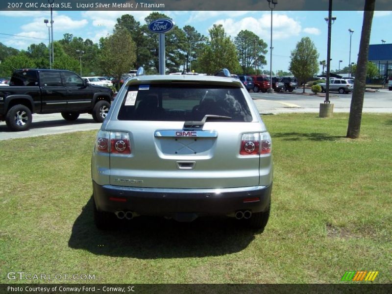 Liquid Silver Metallic / Titanium 2007 GMC Acadia SLE