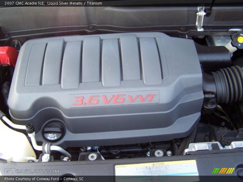 Liquid Silver Metallic / Titanium 2007 GMC Acadia SLE