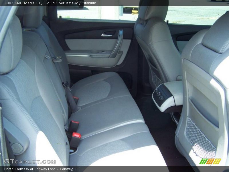 Liquid Silver Metallic / Titanium 2007 GMC Acadia SLE