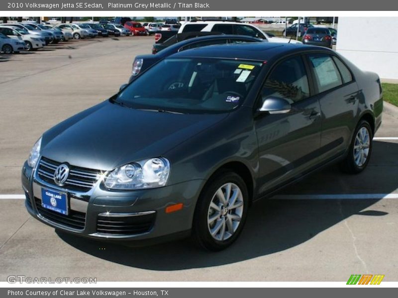 Platinum Grey Metallic / Titan Black 2010 Volkswagen Jetta SE Sedan