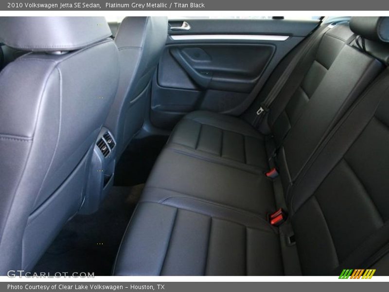 Platinum Grey Metallic / Titan Black 2010 Volkswagen Jetta SE Sedan