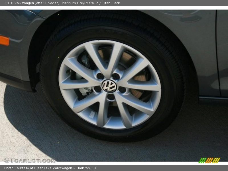 Platinum Grey Metallic / Titan Black 2010 Volkswagen Jetta SE Sedan