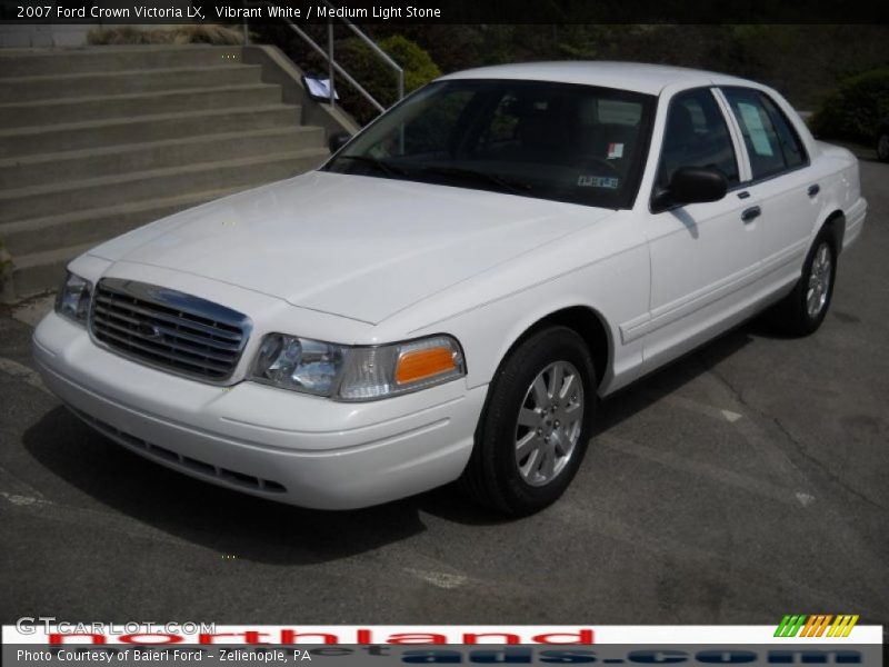 Vibrant White / Medium Light Stone 2007 Ford Crown Victoria LX