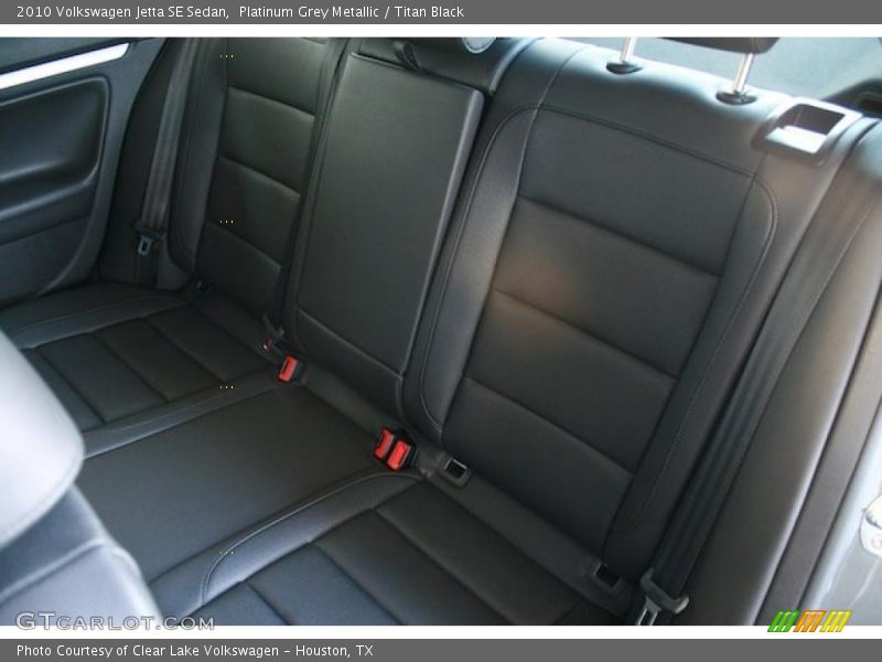 Platinum Grey Metallic / Titan Black 2010 Volkswagen Jetta SE Sedan