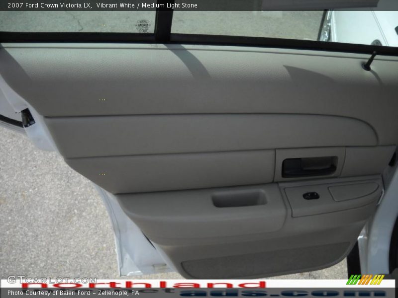 Vibrant White / Medium Light Stone 2007 Ford Crown Victoria LX
