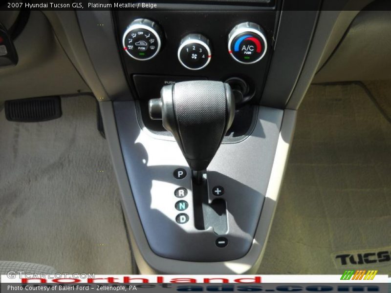 Platinum Metallic / Beige 2007 Hyundai Tucson GLS