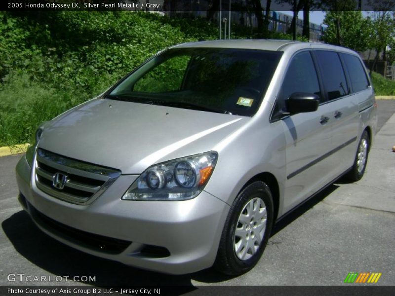 Silver Pearl Metallic / Gray 2005 Honda Odyssey LX