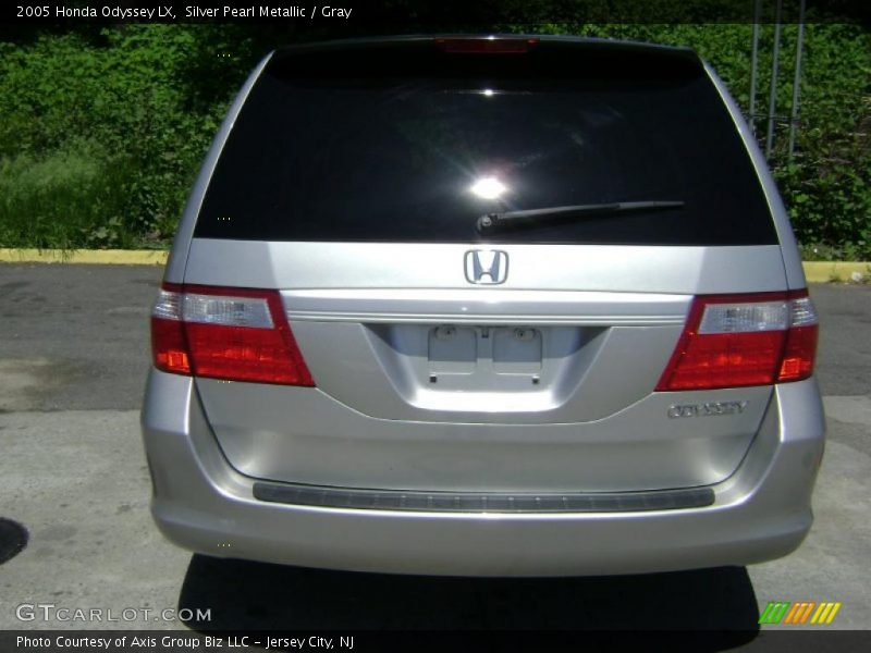 Silver Pearl Metallic / Gray 2005 Honda Odyssey LX
