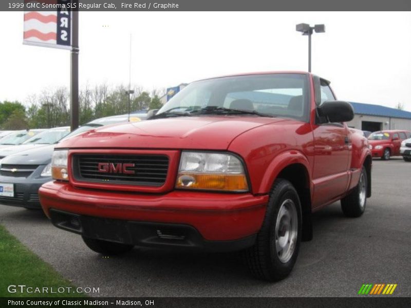 Fire Red / Graphite 1999 GMC Sonoma SLS Regular Cab