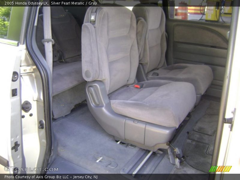 Silver Pearl Metallic / Gray 2005 Honda Odyssey LX