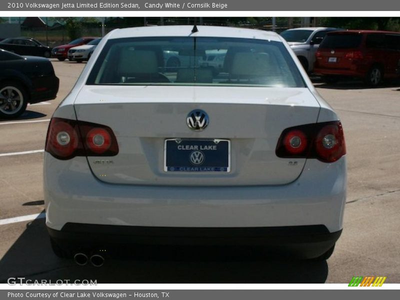 Candy White / Cornsilk Beige 2010 Volkswagen Jetta Limited Edition Sedan