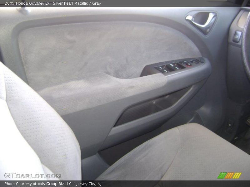Silver Pearl Metallic / Gray 2005 Honda Odyssey LX