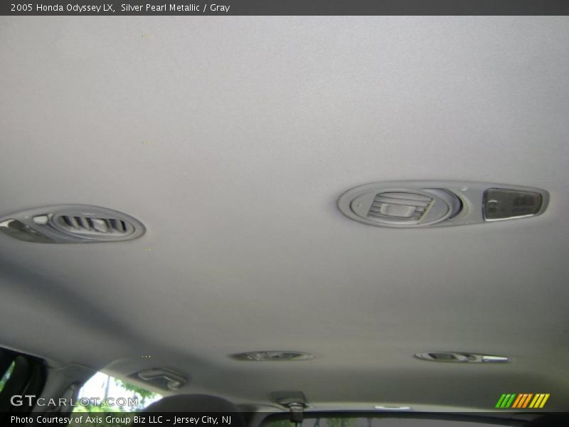 Silver Pearl Metallic / Gray 2005 Honda Odyssey LX