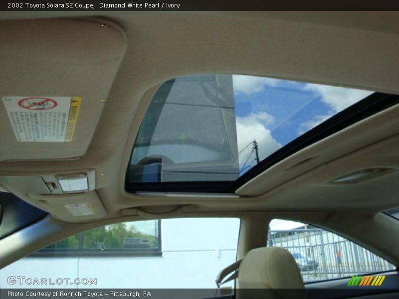 Diamond White Pearl / Ivory 2002 Toyota Solara SE Coupe
