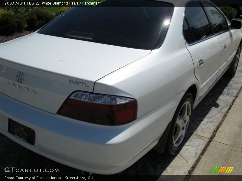 White Diamond Pearl / Parchment 2003 Acura TL 3.2