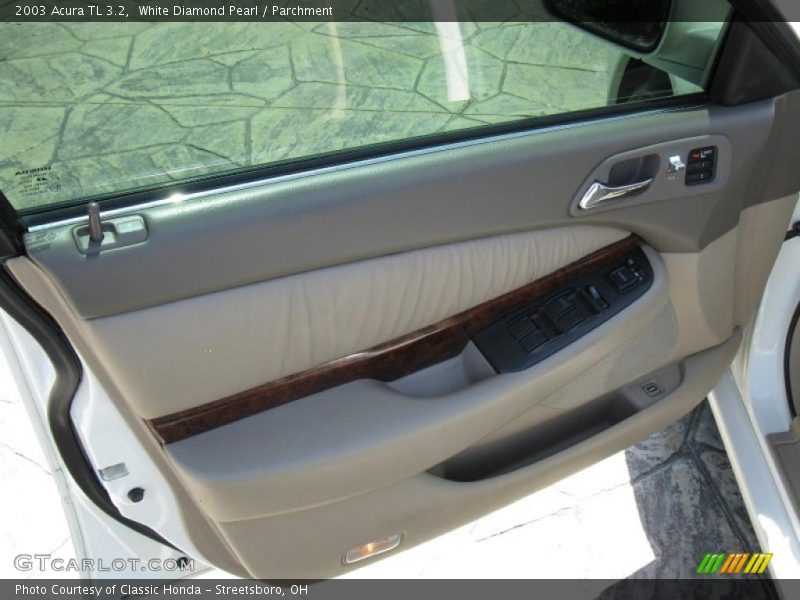 White Diamond Pearl / Parchment 2003 Acura TL 3.2