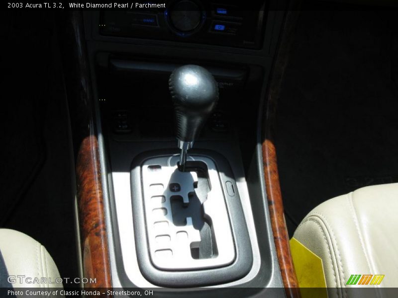 White Diamond Pearl / Parchment 2003 Acura TL 3.2