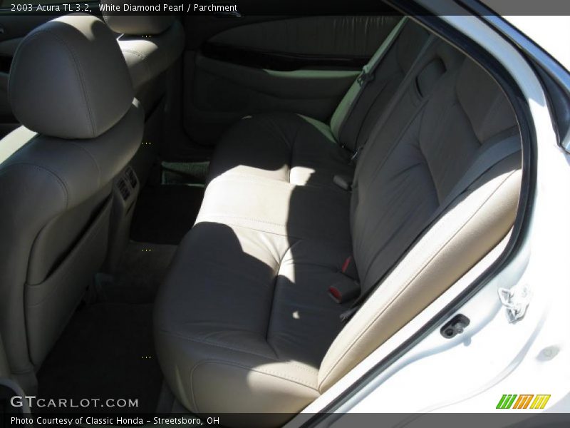 White Diamond Pearl / Parchment 2003 Acura TL 3.2