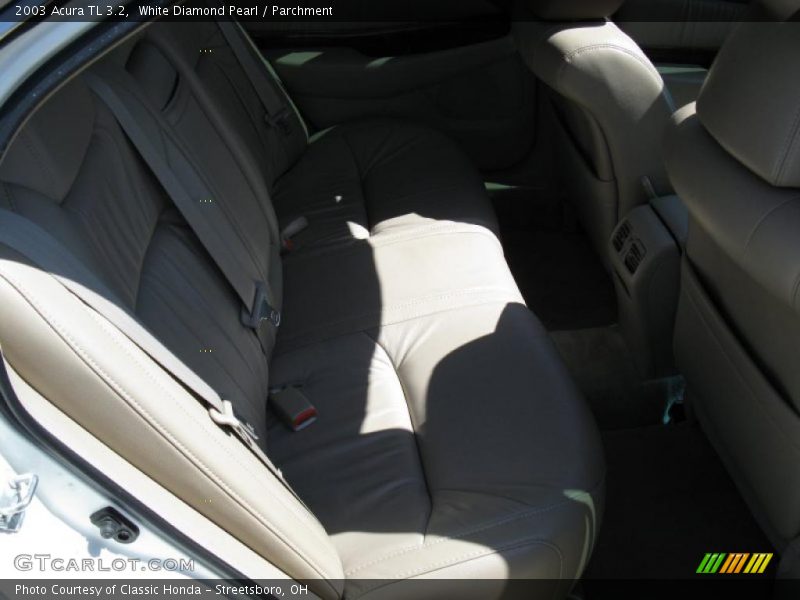 White Diamond Pearl / Parchment 2003 Acura TL 3.2