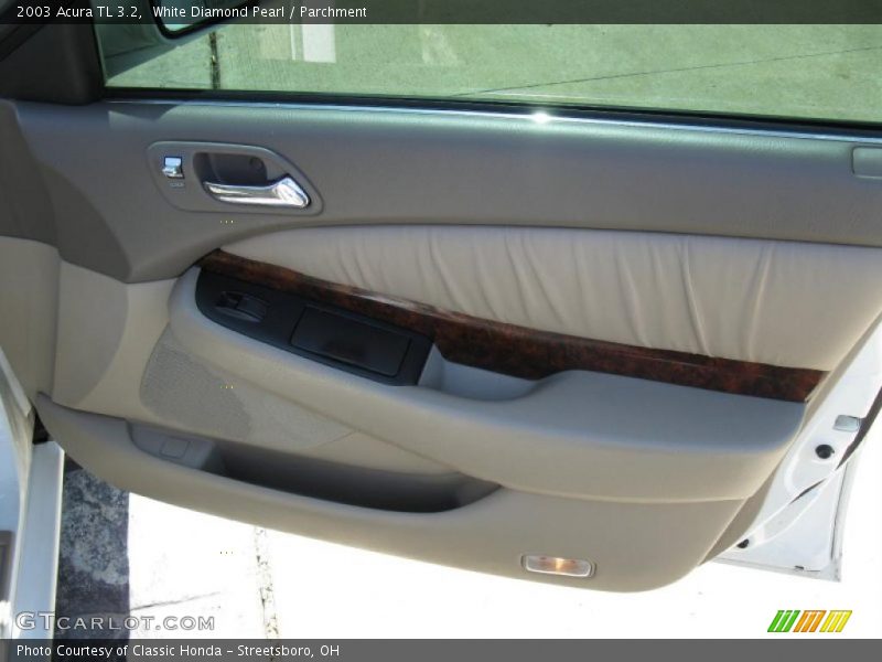 White Diamond Pearl / Parchment 2003 Acura TL 3.2