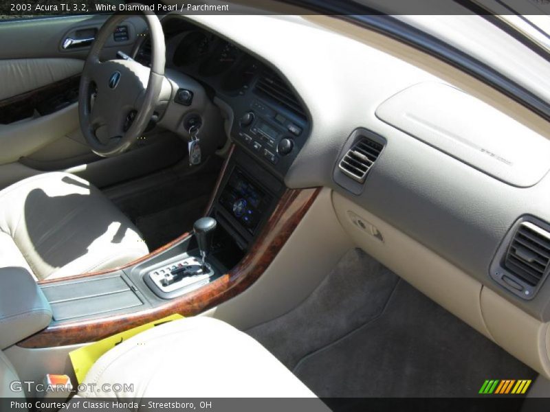 White Diamond Pearl / Parchment 2003 Acura TL 3.2
