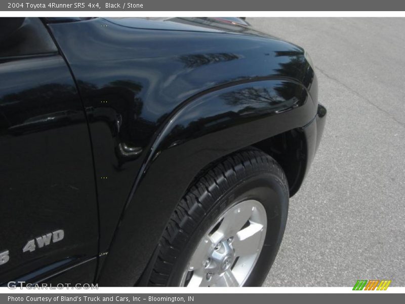 Black / Stone 2004 Toyota 4Runner SR5 4x4