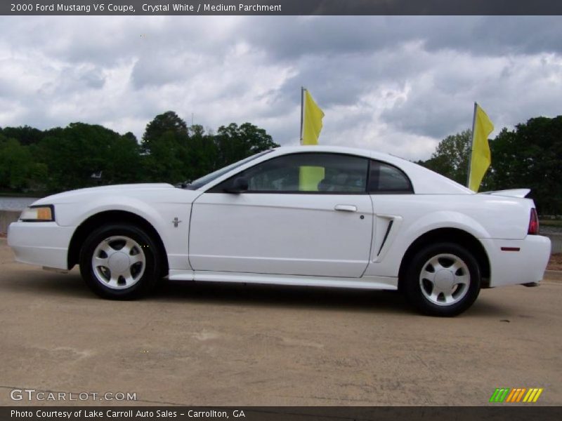 Crystal White / Medium Parchment 2000 Ford Mustang V6 Coupe