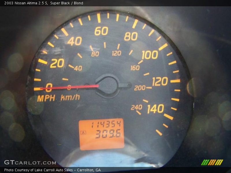 Super Black / Blond 2003 Nissan Altima 2.5 S