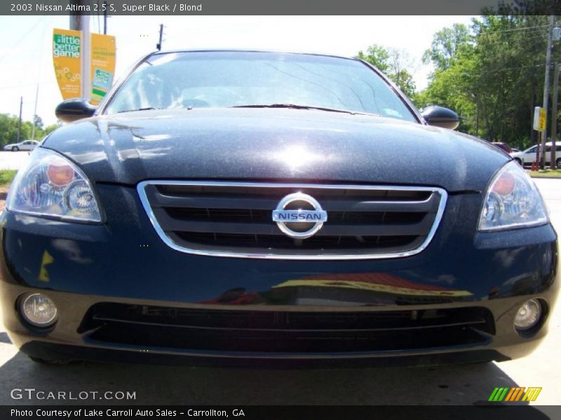Super Black / Blond 2003 Nissan Altima 2.5 S