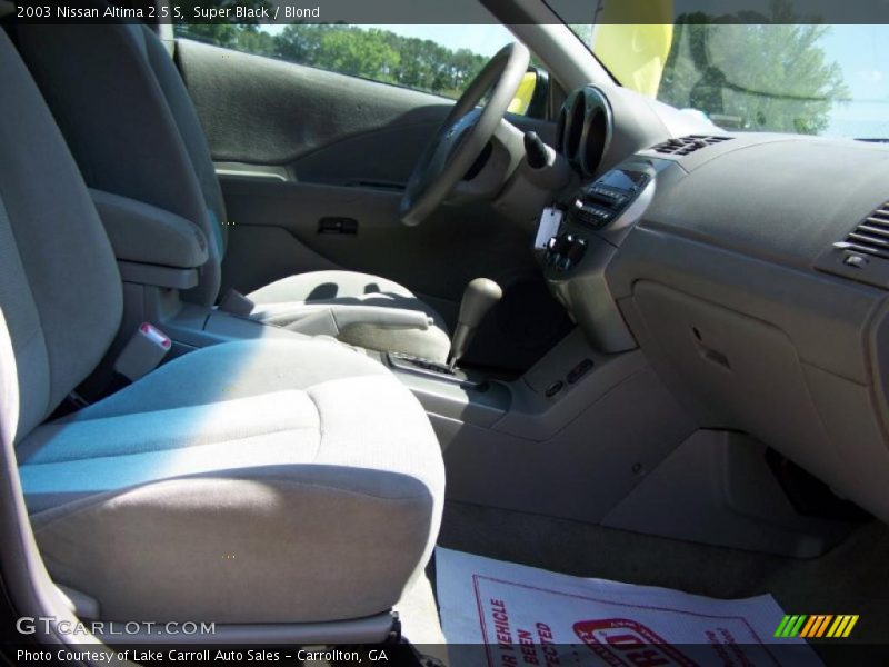 Super Black / Blond 2003 Nissan Altima 2.5 S