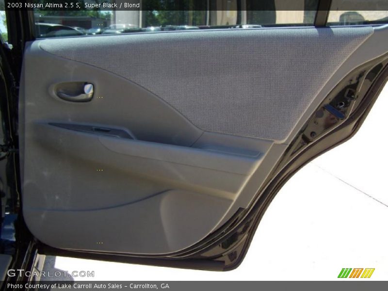 Super Black / Blond 2003 Nissan Altima 2.5 S