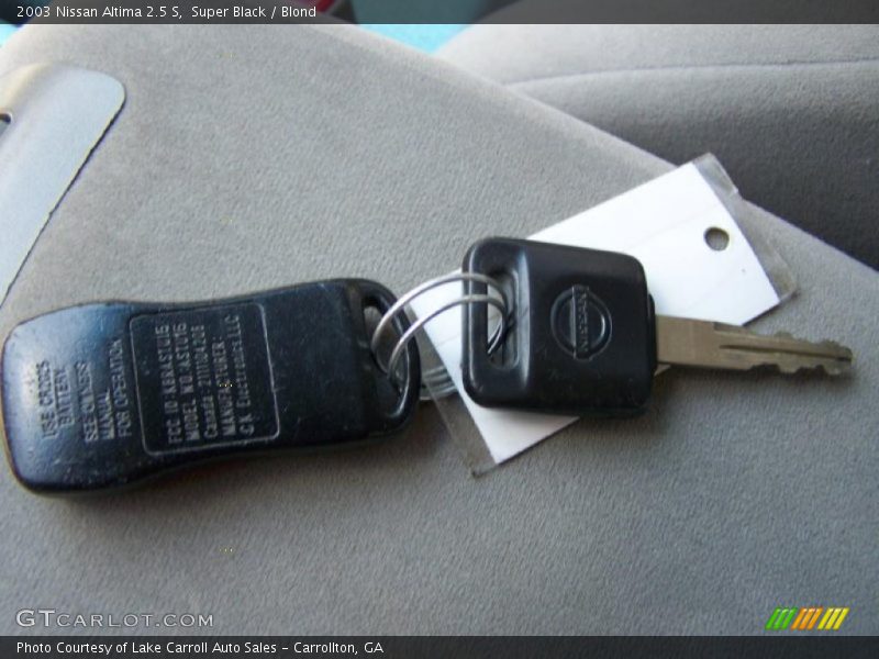 Super Black / Blond 2003 Nissan Altima 2.5 S