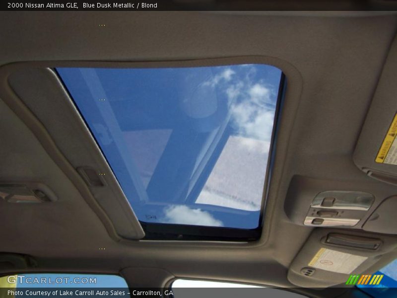 Blue Dusk Metallic / Blond 2000 Nissan Altima GLE