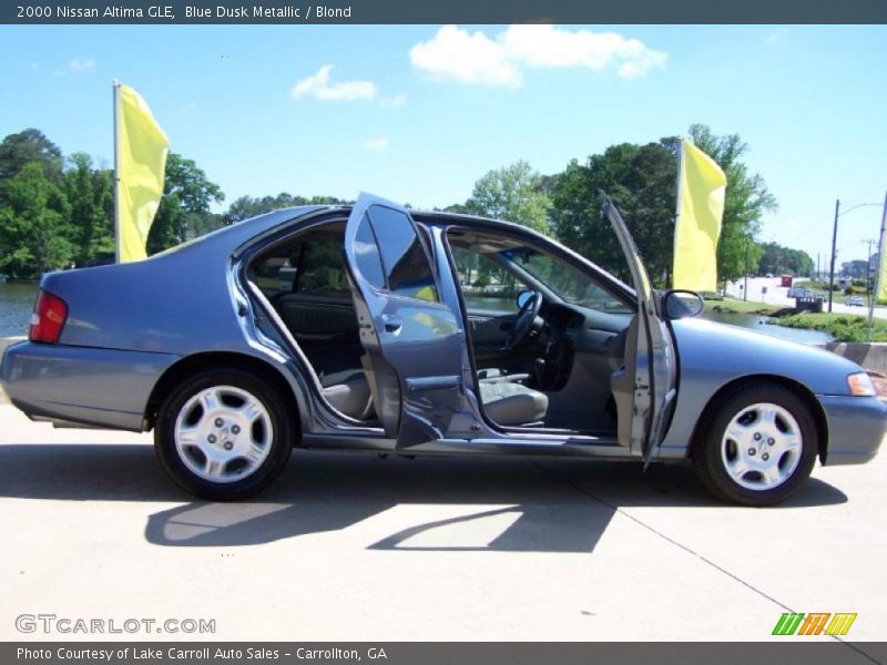 Blue Dusk Metallic / Blond 2000 Nissan Altima GLE