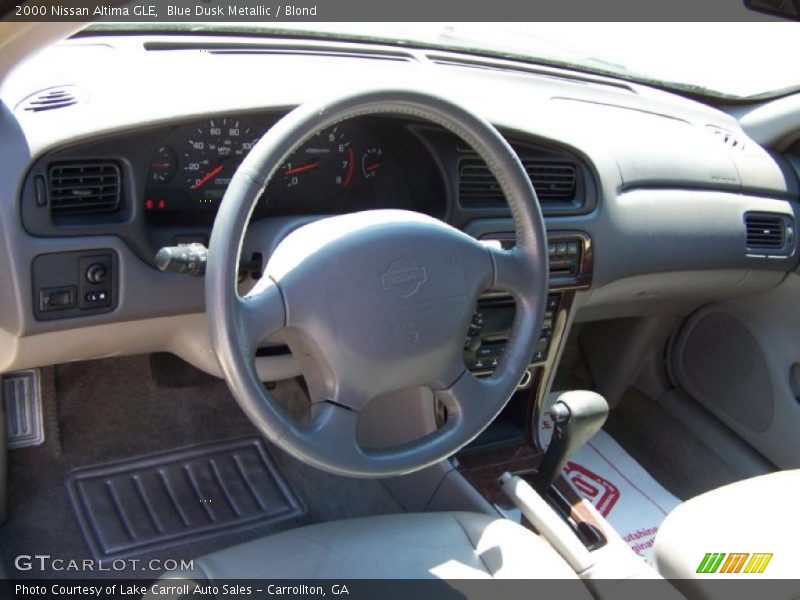Blue Dusk Metallic / Blond 2000 Nissan Altima GLE