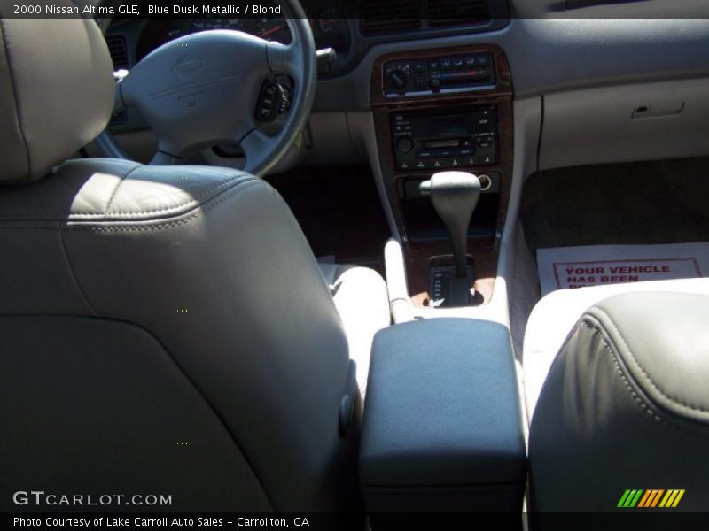 Blue Dusk Metallic / Blond 2000 Nissan Altima GLE