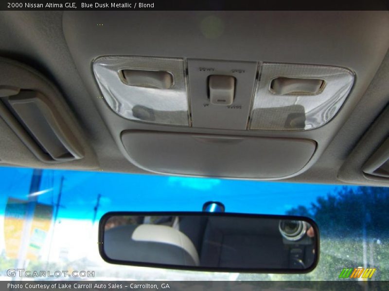 Blue Dusk Metallic / Blond 2000 Nissan Altima GLE