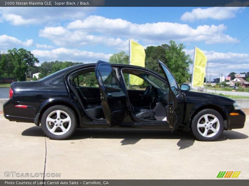 Super Black / Black 2000 Nissan Maxima GLE