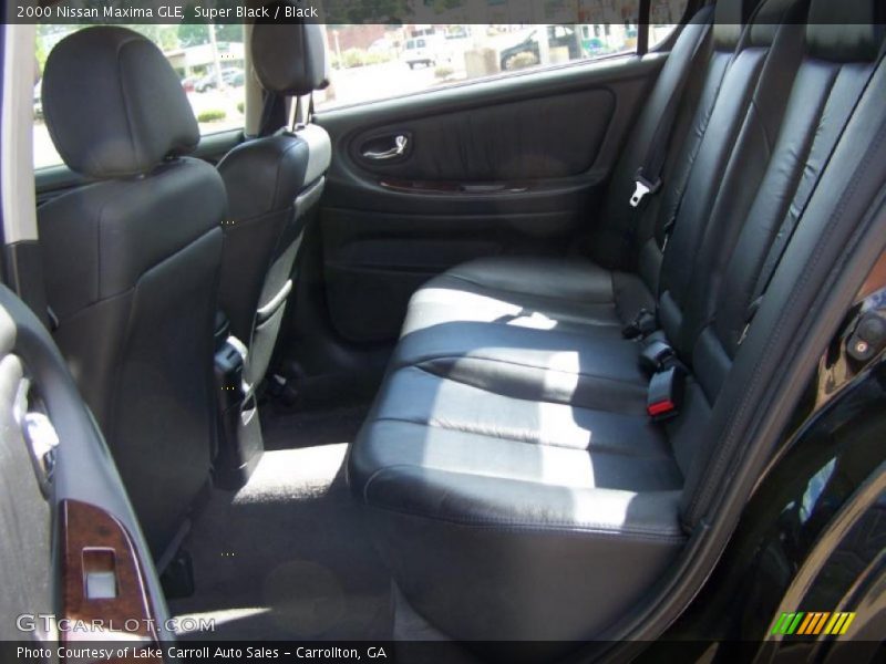 Super Black / Black 2000 Nissan Maxima GLE