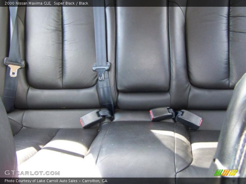 Super Black / Black 2000 Nissan Maxima GLE